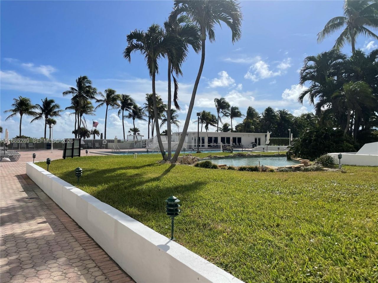 5005 Collins Ave, Unit 523, Miami Beach, FL 33140 Photo