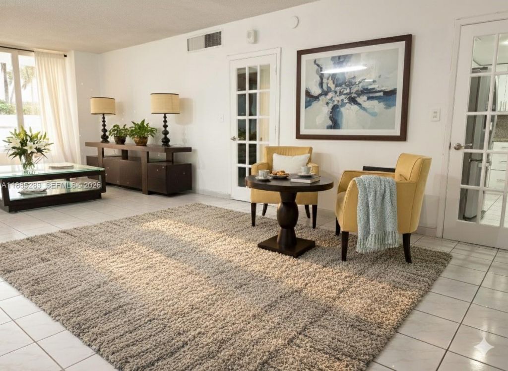 5005 Collins Ave, Unit 523, Miami Beach, FL 33140 Photo
