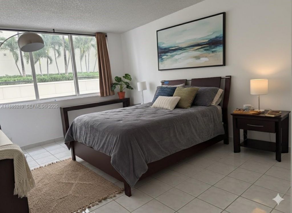 5005 Collins Ave, Unit 523, Miami Beach, FL 33140 Photo