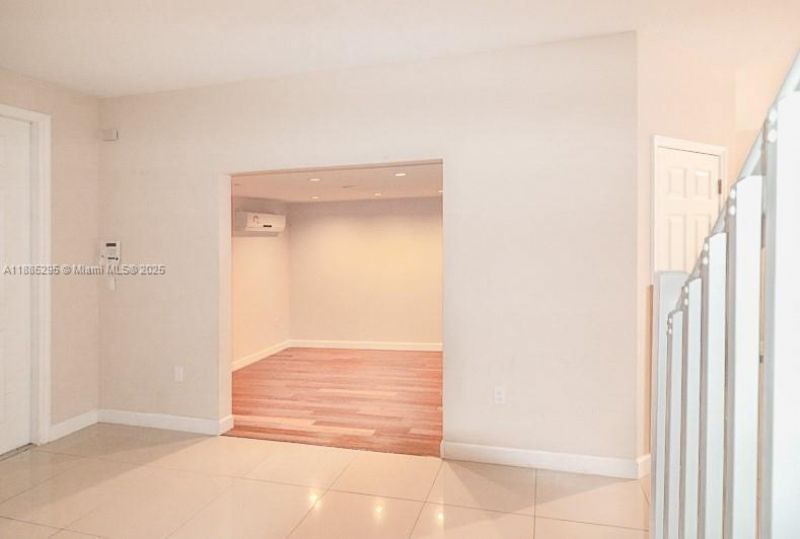 1024 NE 207th Ter, Unit 1024, Miami, FL 33179 Photo