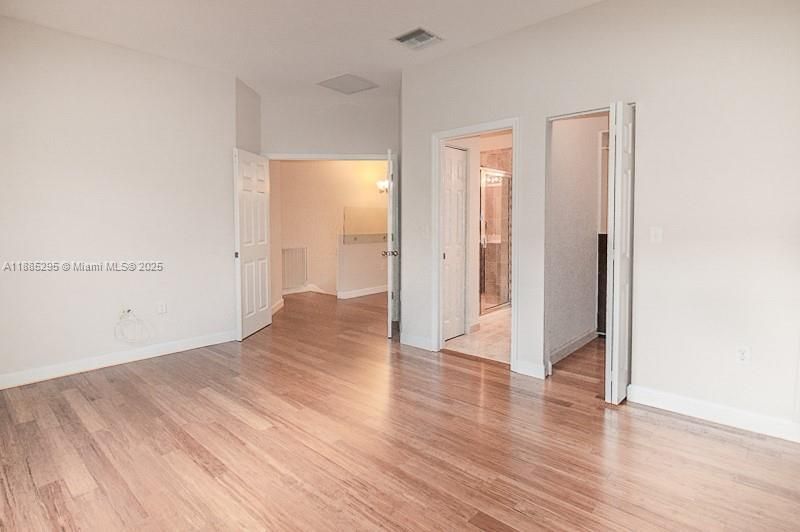 1024 NE 207th Ter, Unit 1024, Miami, FL 33179 Photo