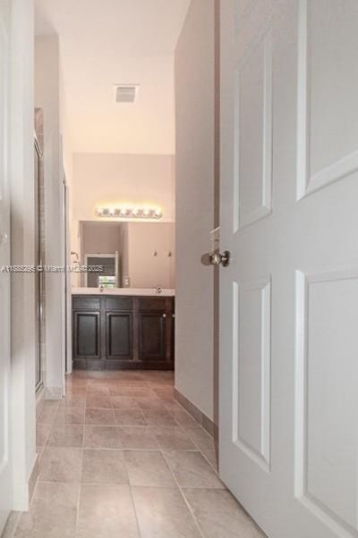 1024 NE 207th Ter, Unit 1024, Miami, FL 33179 Photo