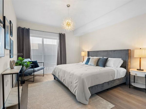 1938 Jackson St, Unit 306, Hollywood, FL 33020