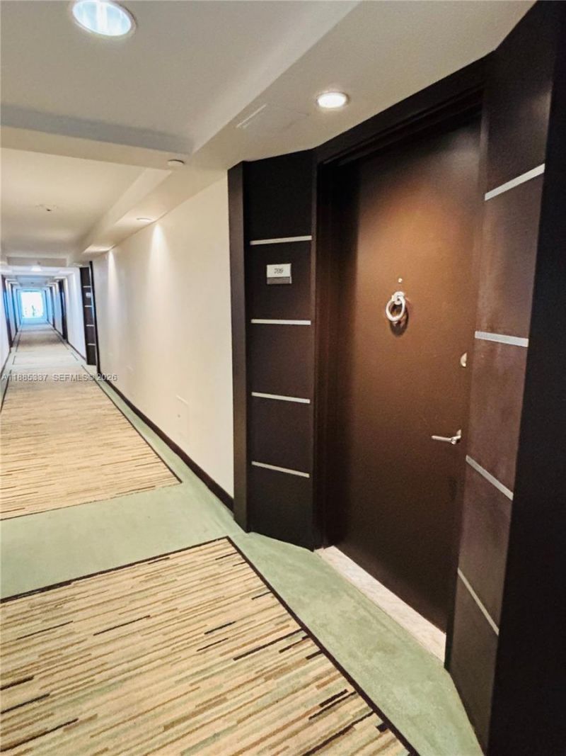 5701 Collins Ave, Unit 709, Miami Beach, FL 33140 Photo