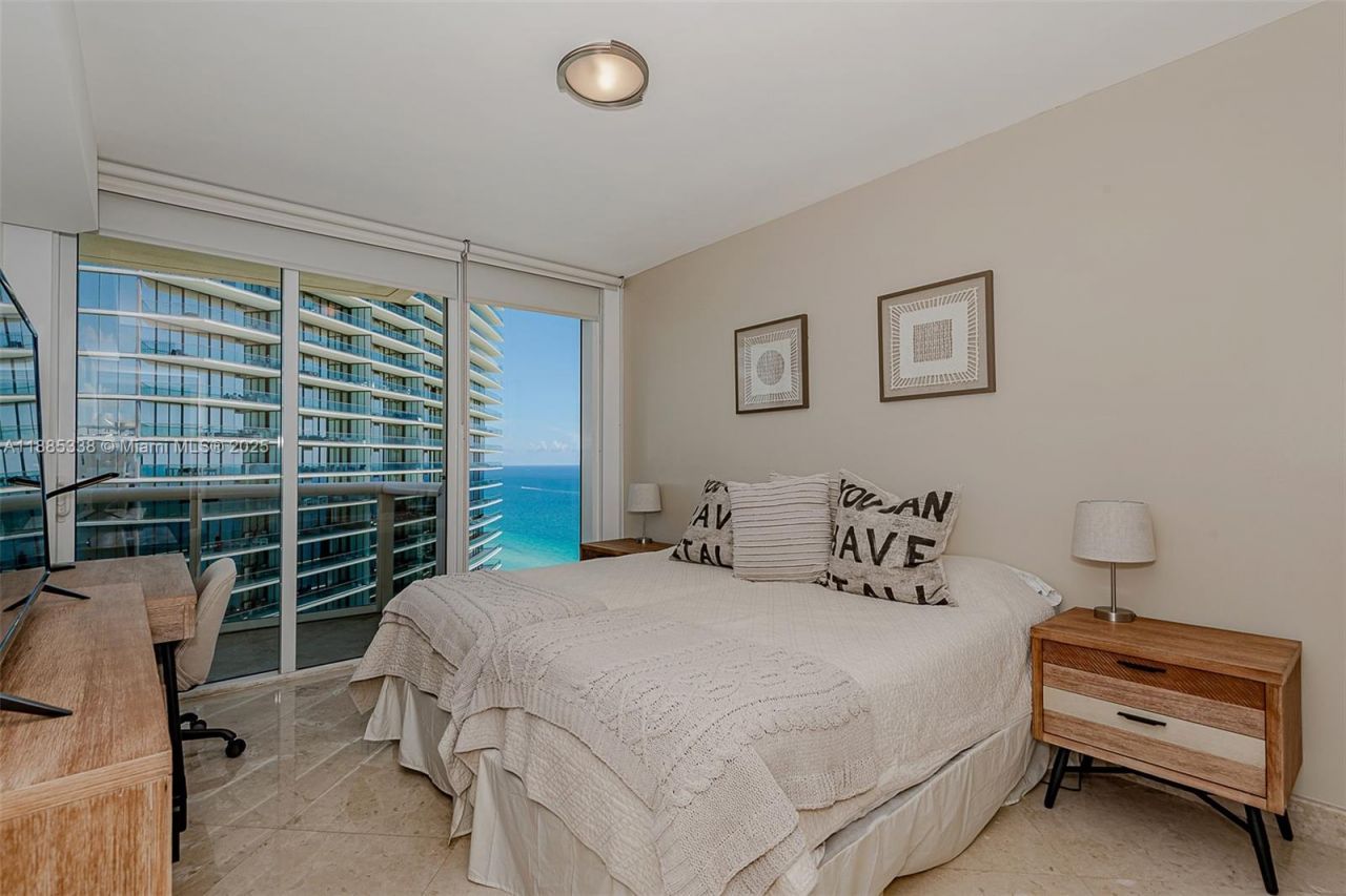 18911 Collins Ave, Unit 3402, Sunny Isles Beach, FL 33160 Photo