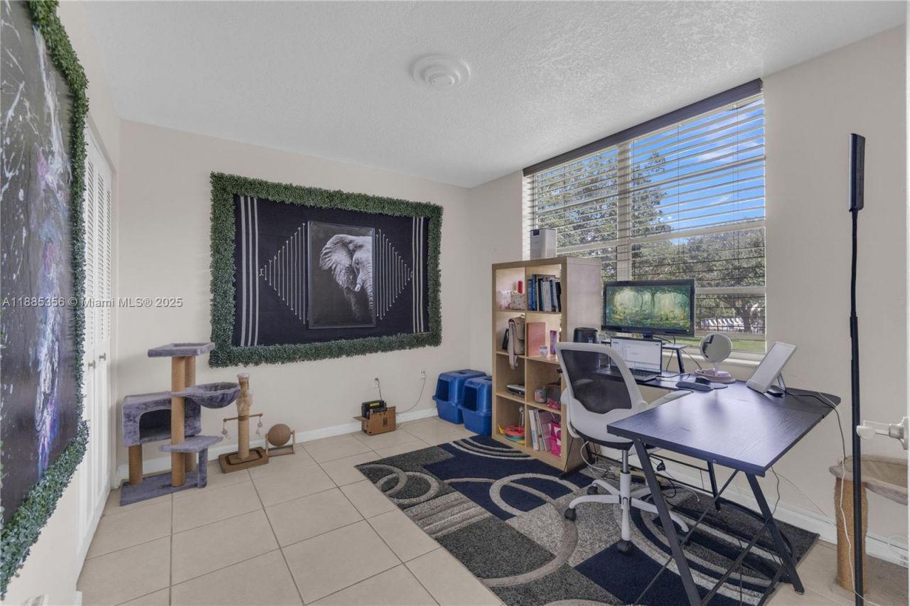 9410 Poinciana Pl, Unit 206, Davie, FL 33324 Photo