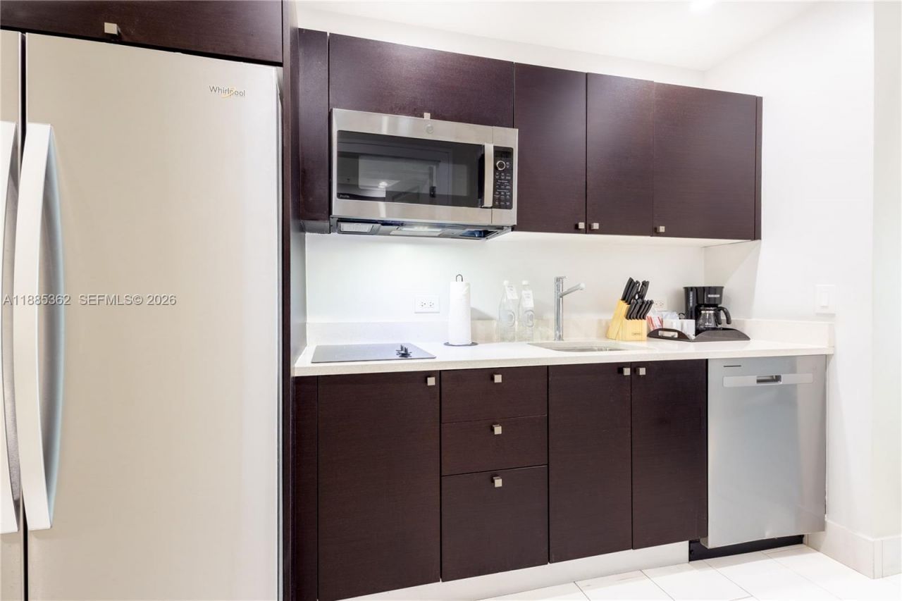 5300 NW 87th Ave, Unit 410, Doral, FL 33178 Photo