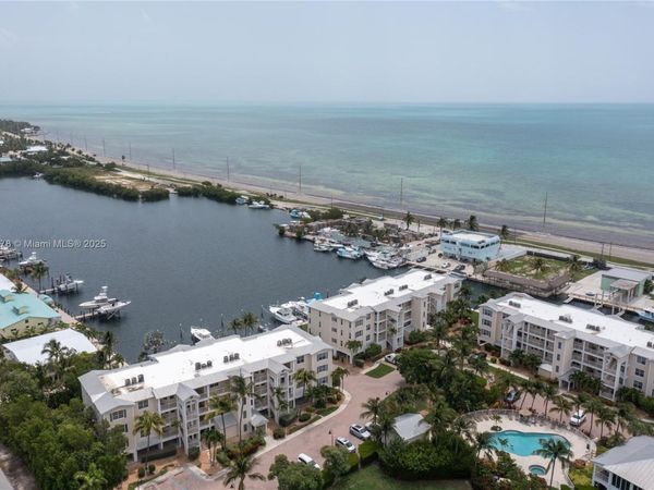 101 Gulfview Dr, Unit 202, Islamorada, FL 33036