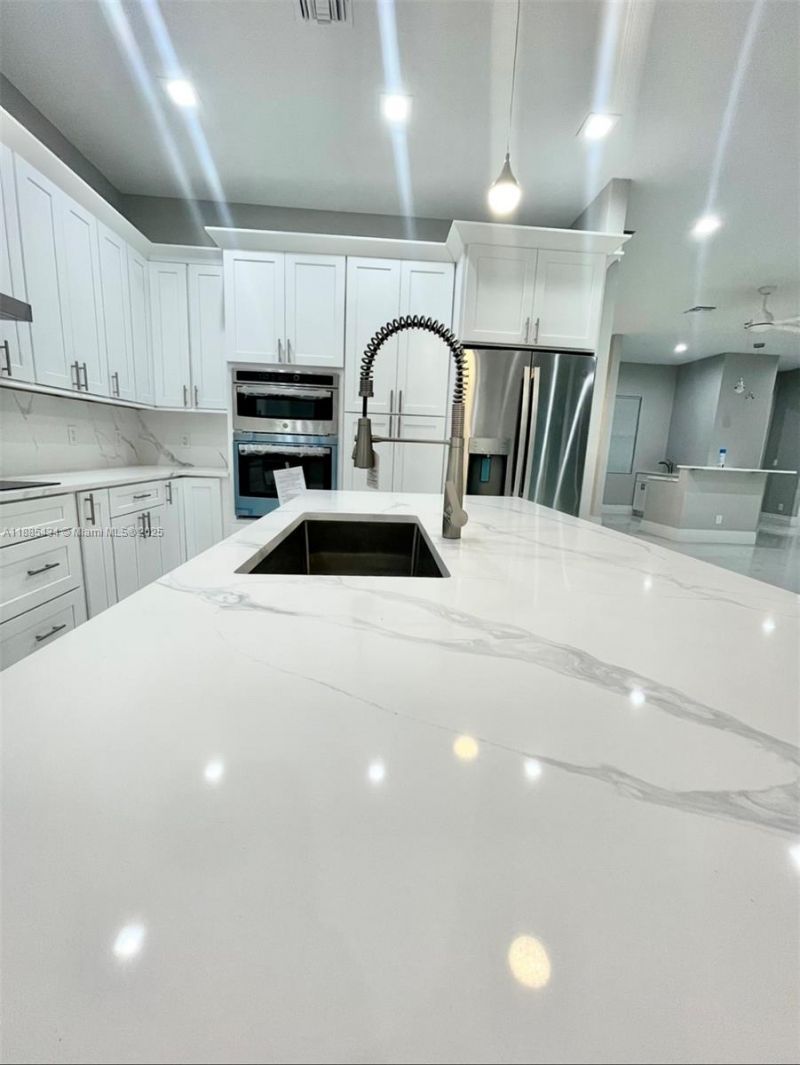 1013 SW Deauville Ave, Port Saint Lucie, FL 34953 Photo