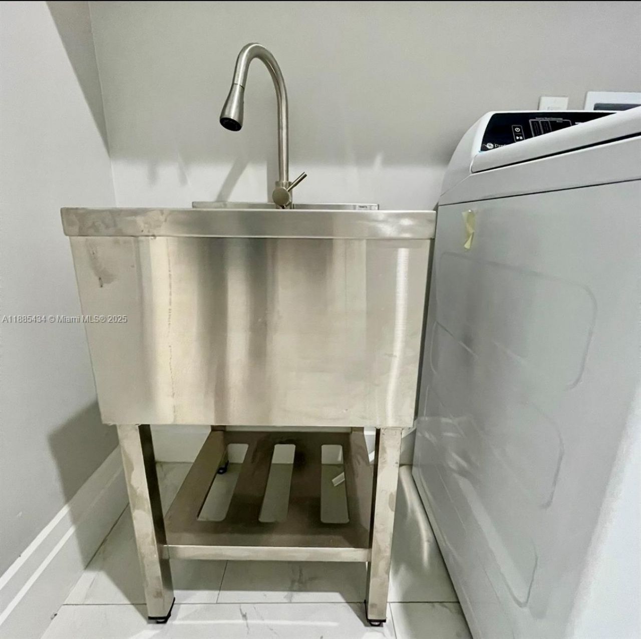 1013 SW Deauville Ave, Port Saint Lucie, FL 34953 Photo