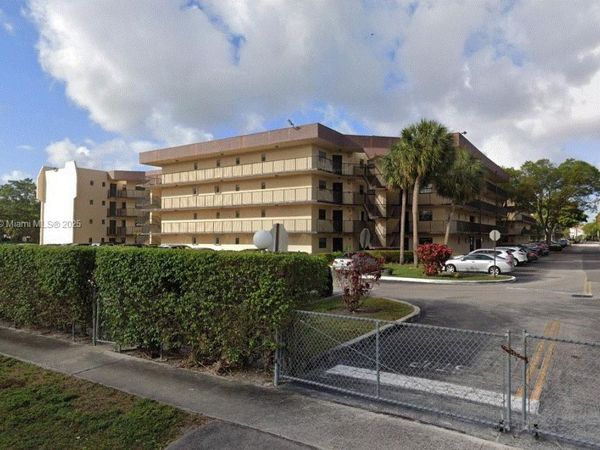 6555 W Broward Blvd, Unit 104, Plantation, FL 33317