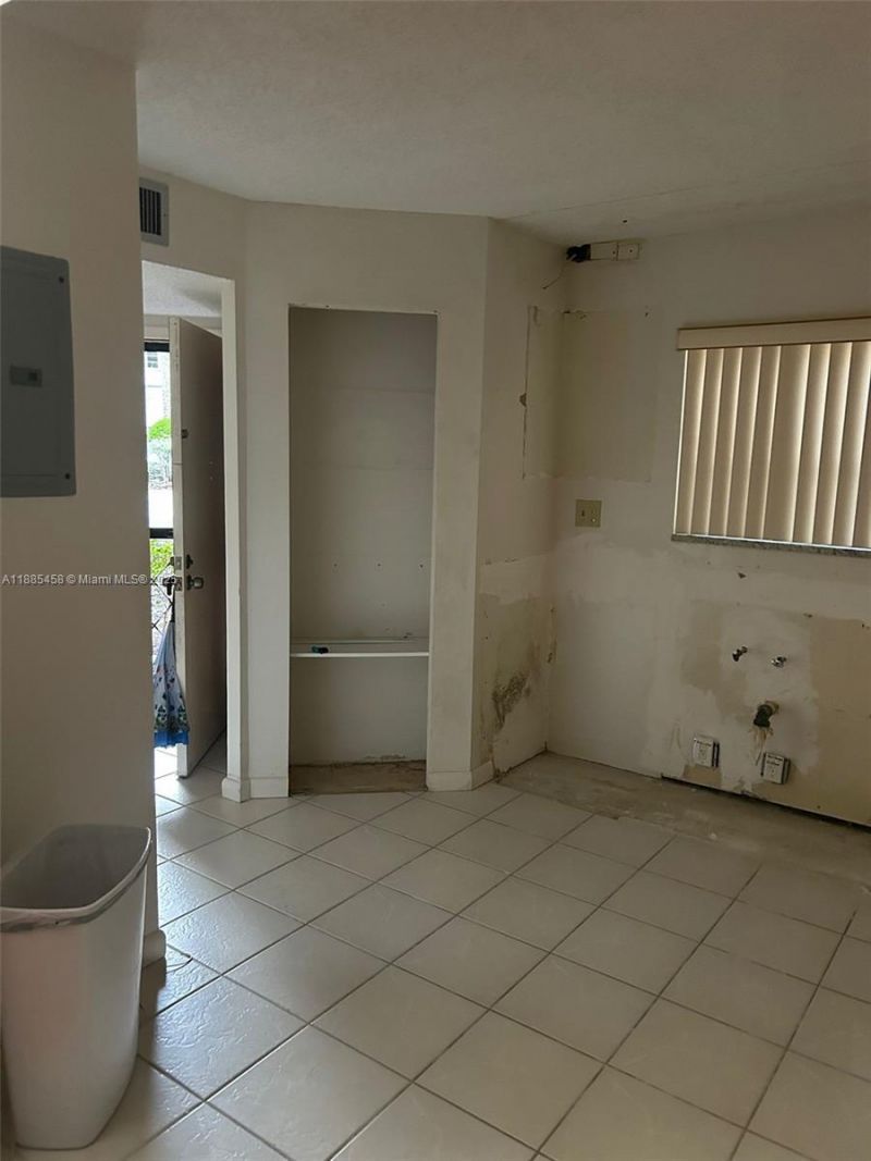 6555 W Broward Blvd, Unit 104, Plantation, FL 33317 Photo