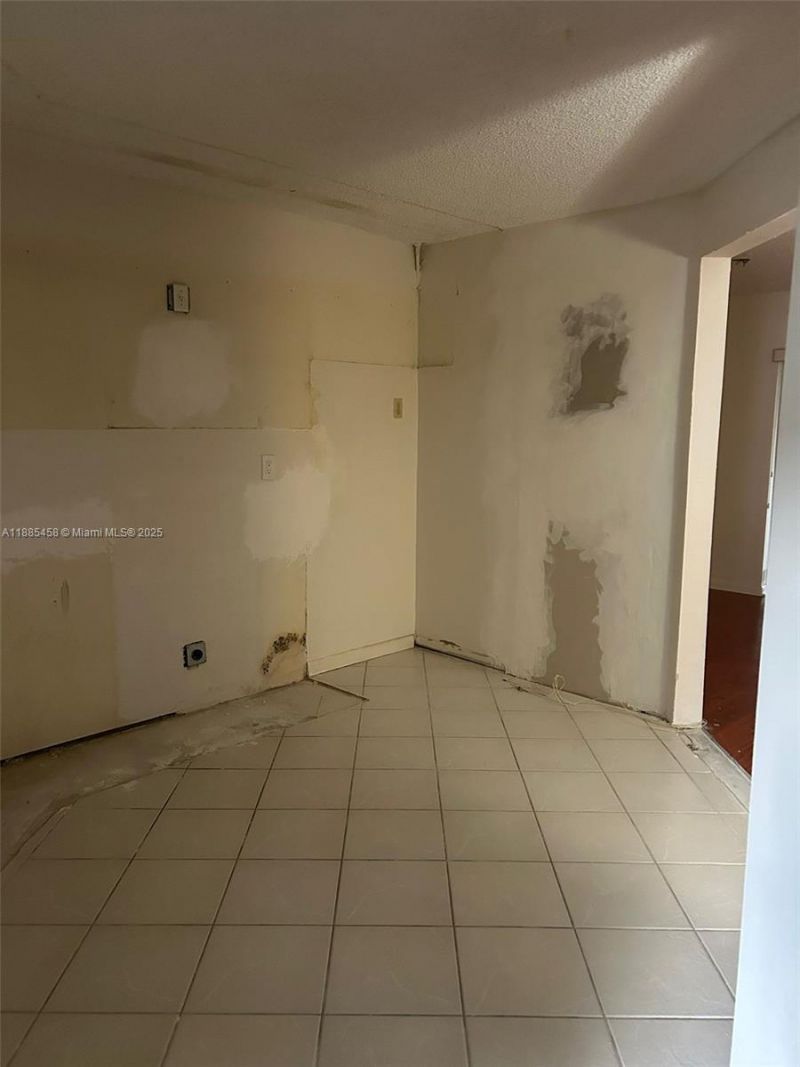 6555 W Broward Blvd, Unit 104, Plantation, FL 33317 Photo