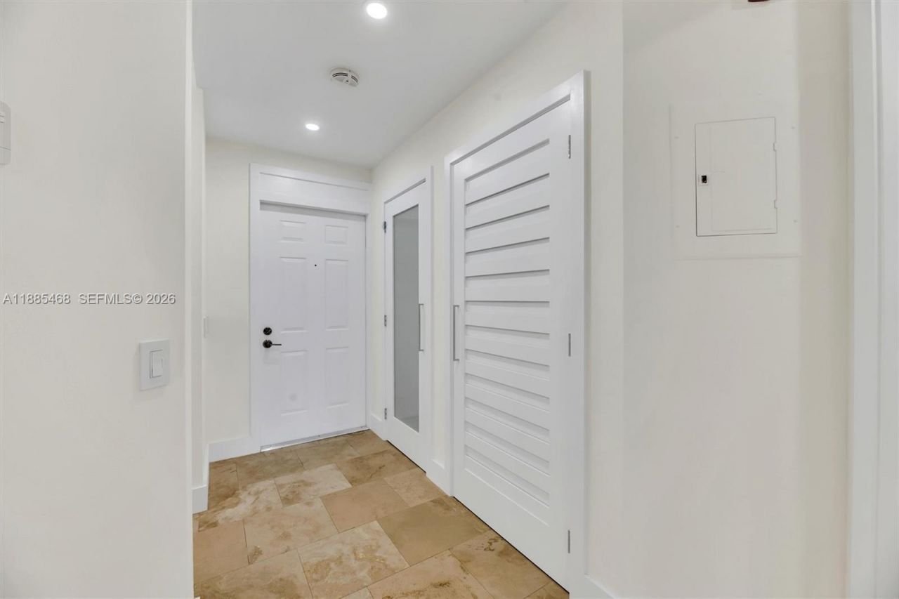 6538 Via Regina, Unit 9, Boca Raton, FL 33433 Photo