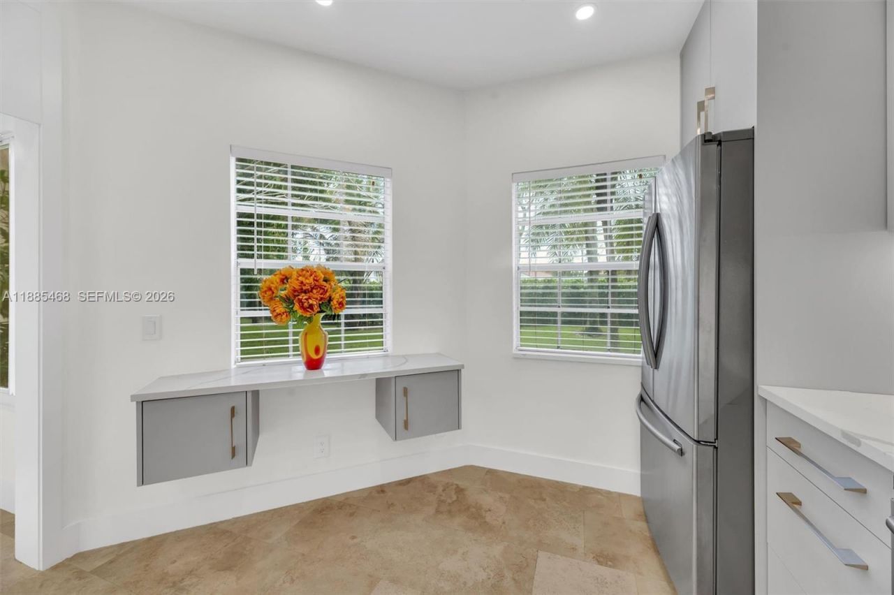 6538 Via Regina, Unit 9, Boca Raton, FL 33433 Photo