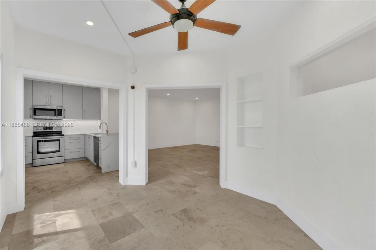 6538 Via Regina, Unit 9, Boca Raton, FL 33433 Photo