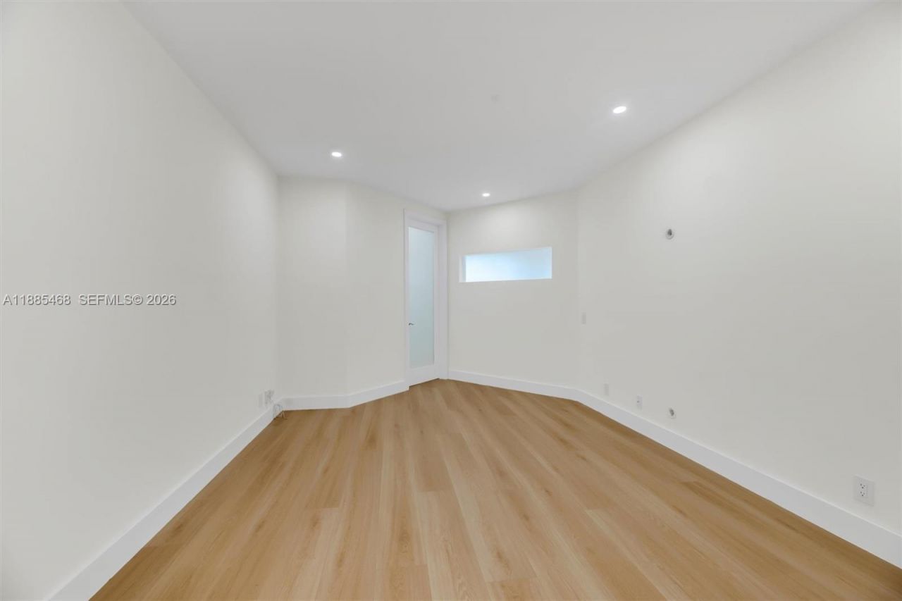 6538 Via Regina, Unit 9, Boca Raton, FL 33433 Photo