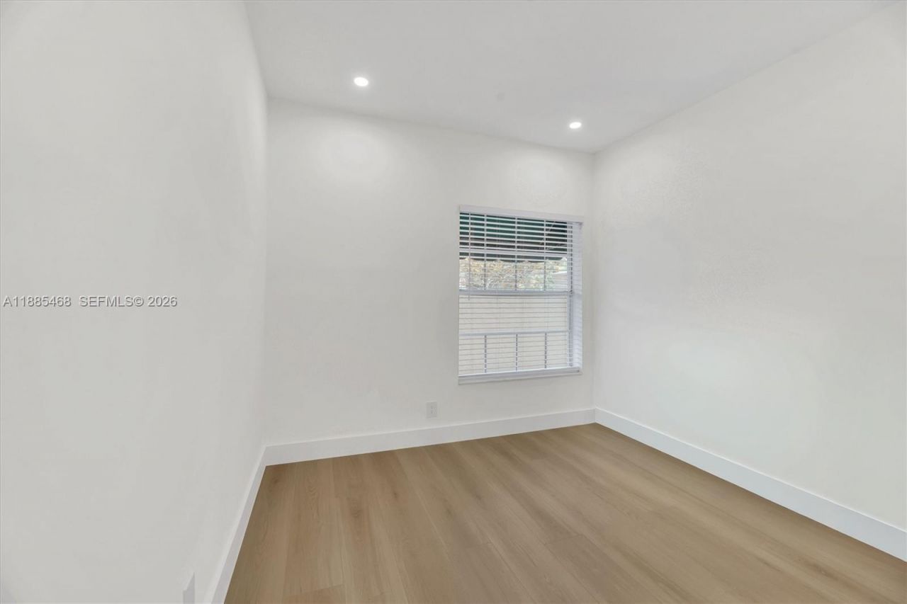 6538 Via Regina, Unit 9, Boca Raton, FL 33433 Photo