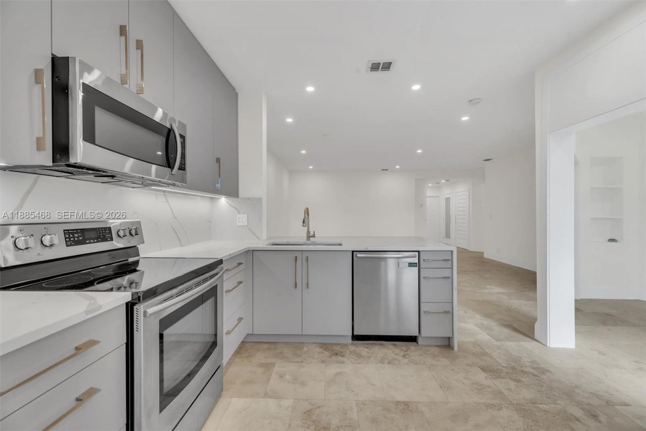 6538 Via Regina, Unit 9, Boca Raton, FL 33433 Photo