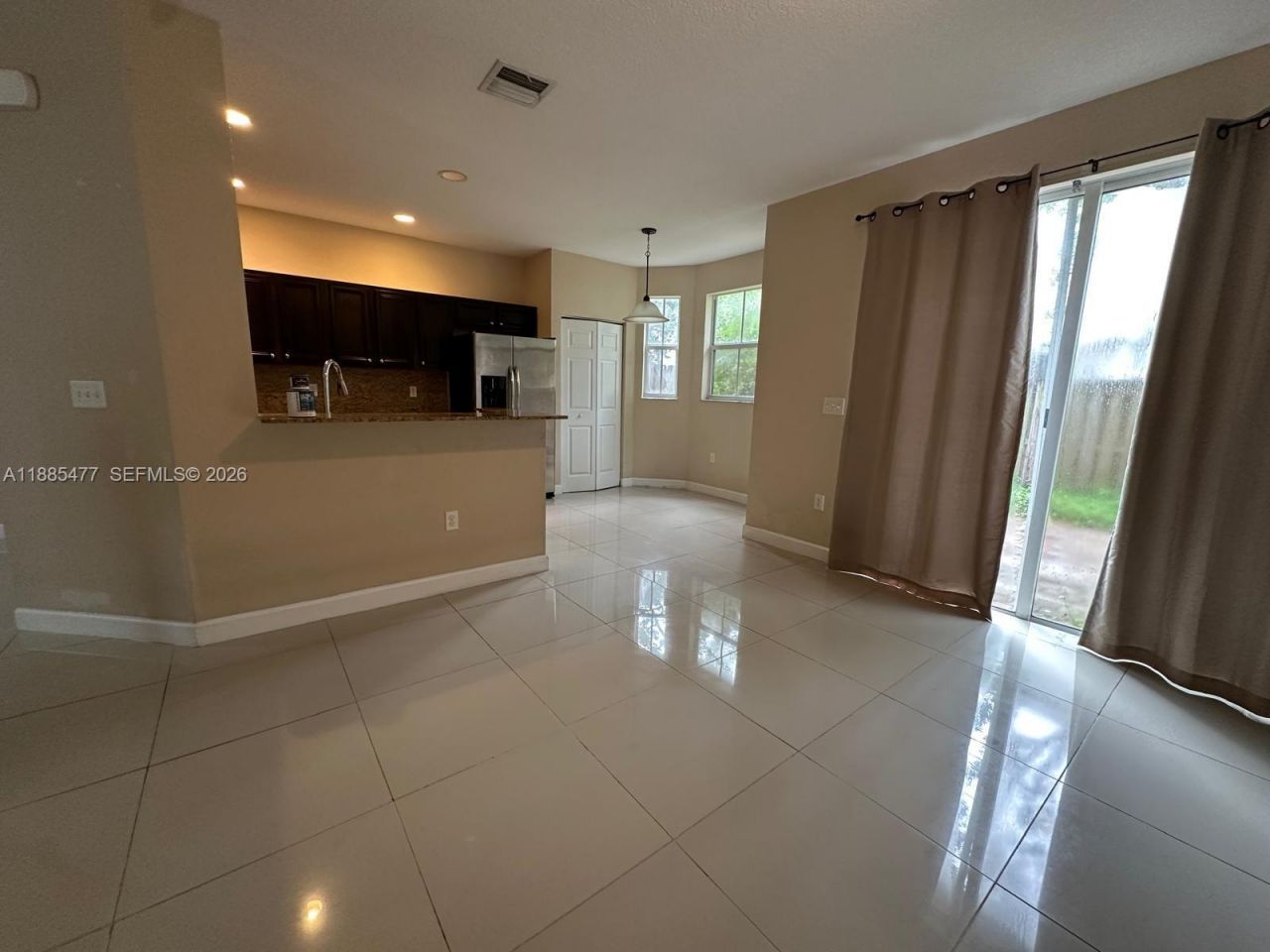 1026 NE 207th Ter, Unit 1026, Miami, FL 33179 Photo