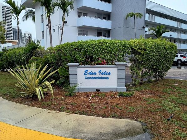 3551 NE 169 st, Unit 310, North Miami Beach, FL 33160