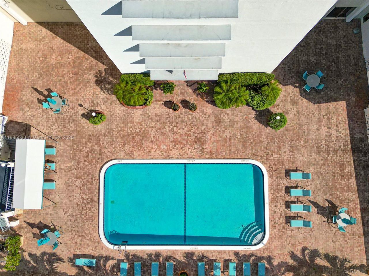 401 Golden Isles Dr, Unit 908, Hallandale Beach, FL 33009 Photo