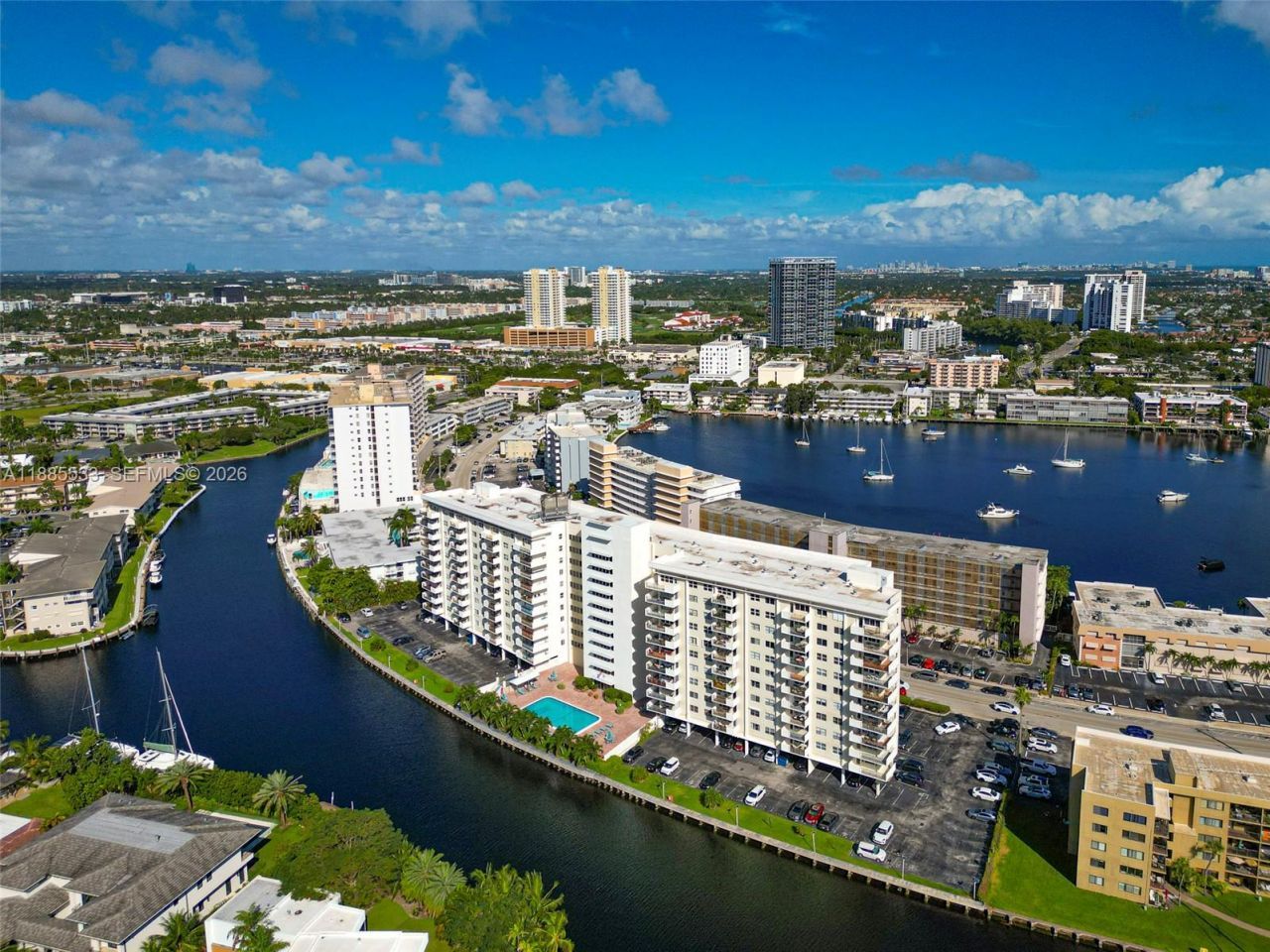 401 Golden Isles Dr, Unit 908, Hallandale Beach, FL 33009 Photo