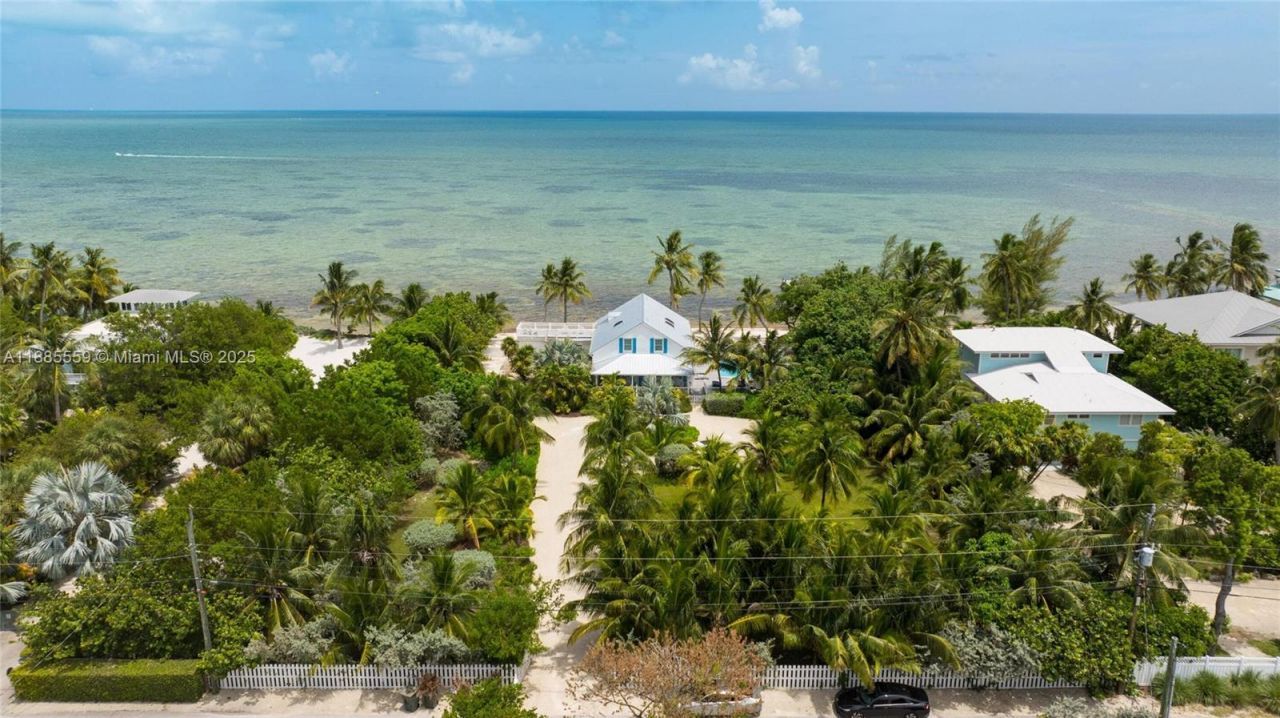 109 Columbus Dr, Islamorada, FL 33036 Photo