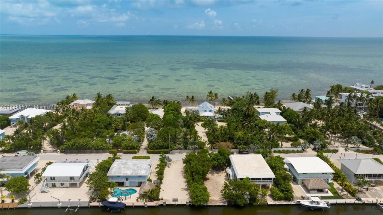 109 Columbus Dr, Islamorada, FL 33036 Photo