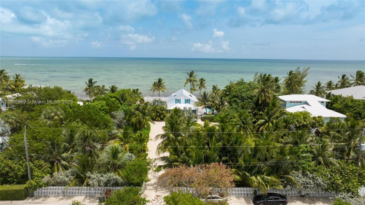 109 Columbus Dr, Islamorada, FL 33036 Photo