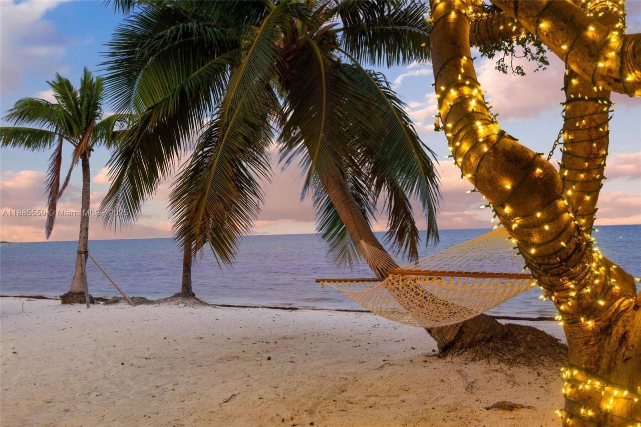 109 Columbus Dr, Islamorada, FL 33036 Photo