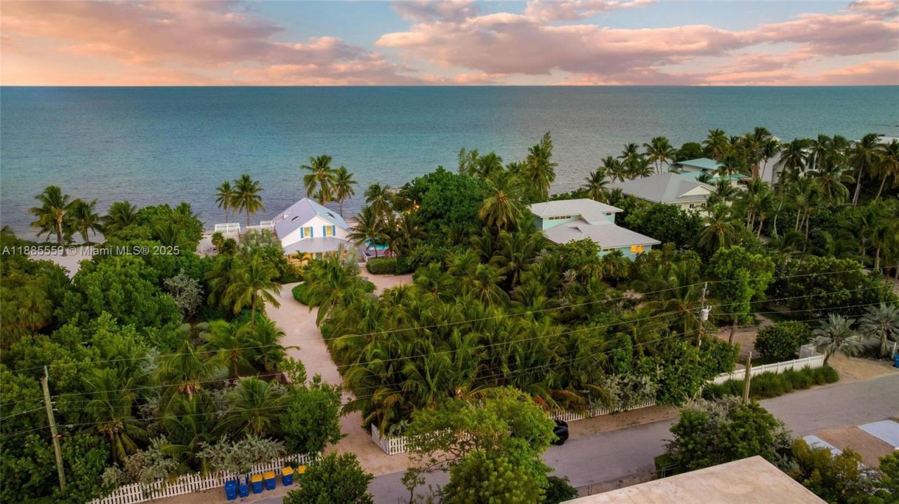 109 Columbus Dr, Islamorada, FL 33036 Photo