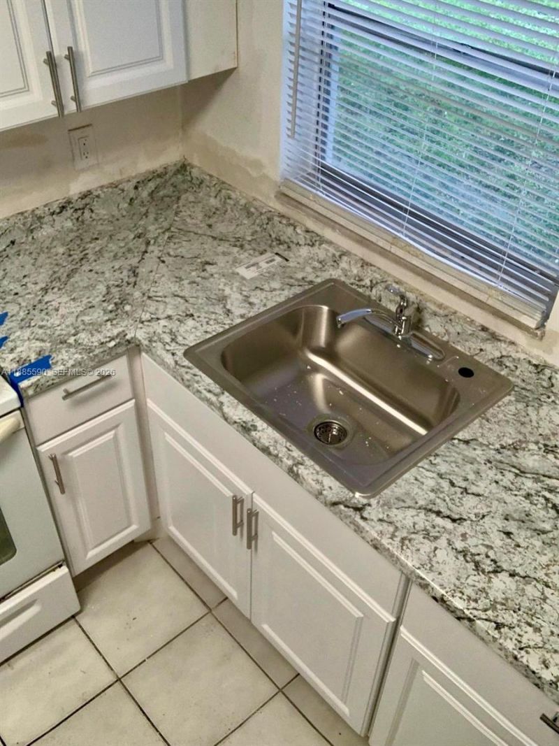 1701 NW 46th Ave, Unit 109, Lauderhill, FL 33313 Main Photo