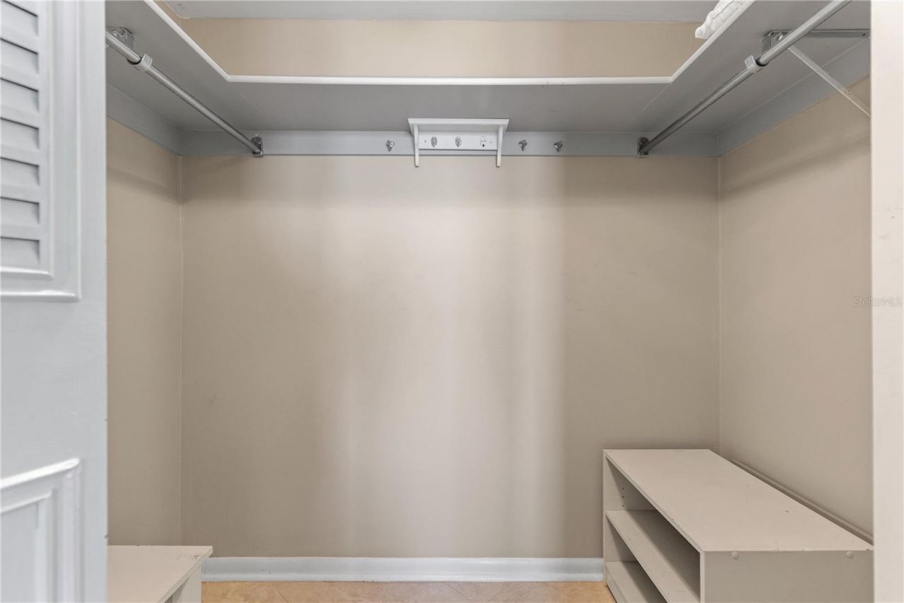 4900 Brittany Drive S, Unit 1512, Saint Petersburg, FL 33715 Photo