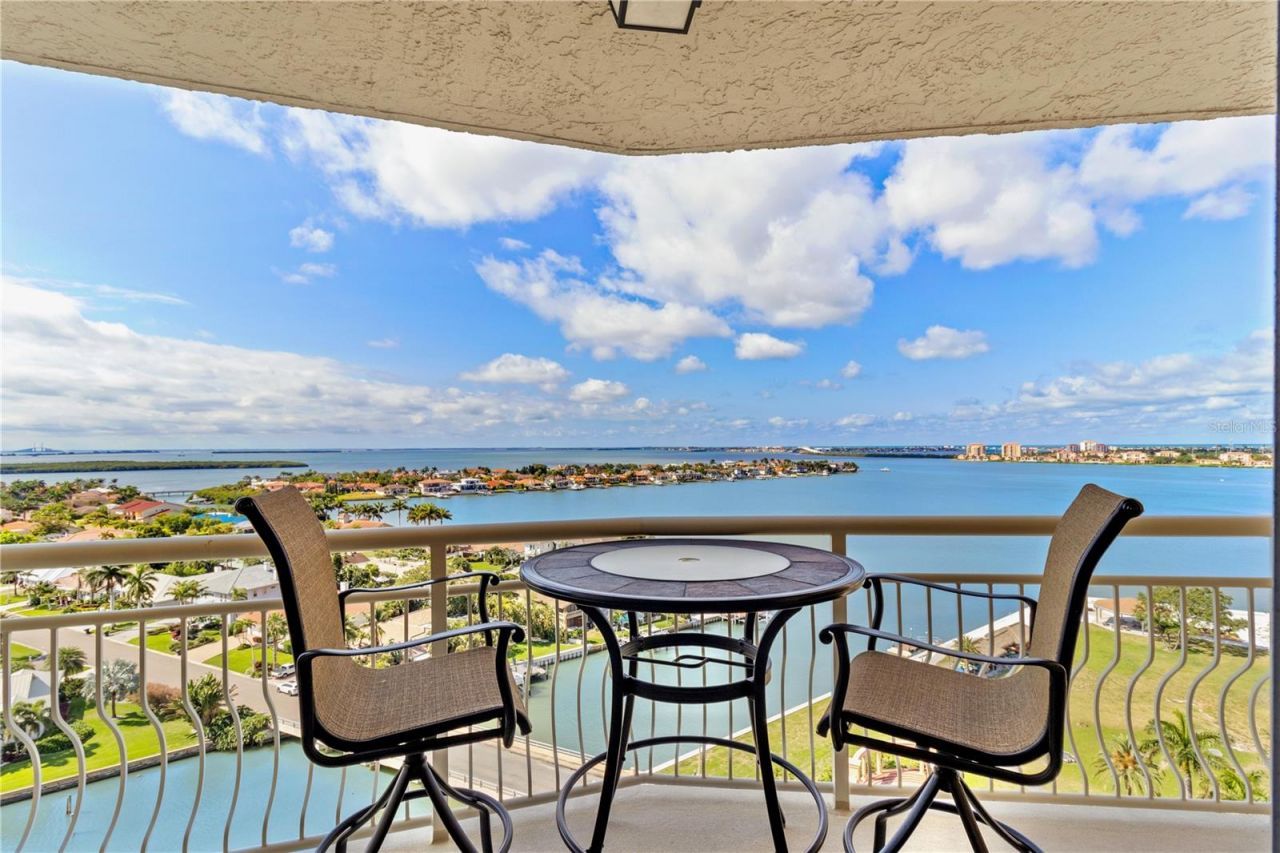 4900 Brittany Drive S, Unit 1512, Saint Petersburg, FL 33715 Photo