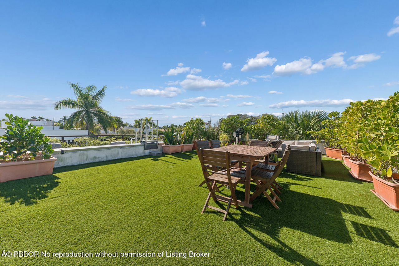 249 Peruvian Avenue, Unit 1822, Palm Beach, FL 33480 Photo