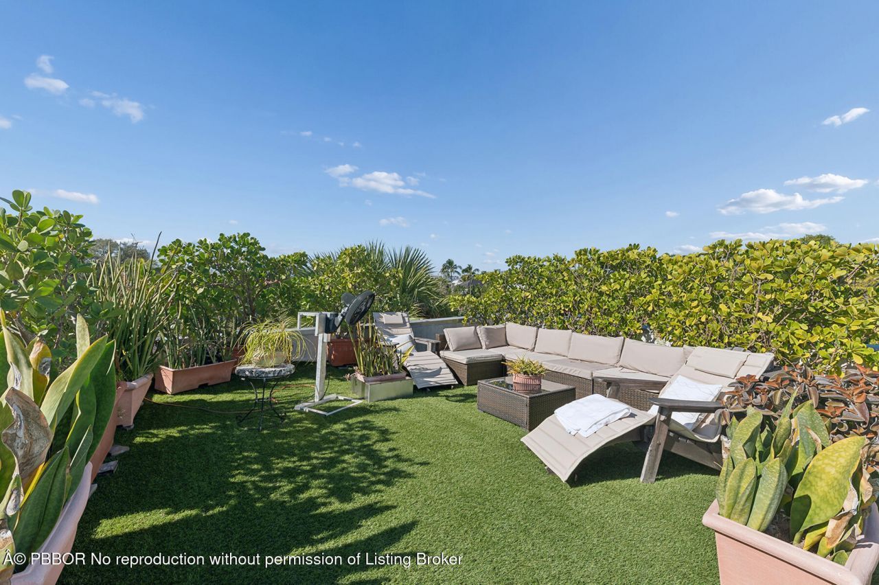 249 Peruvian Avenue, Unit 1822, Palm Beach, FL 33480 Photo