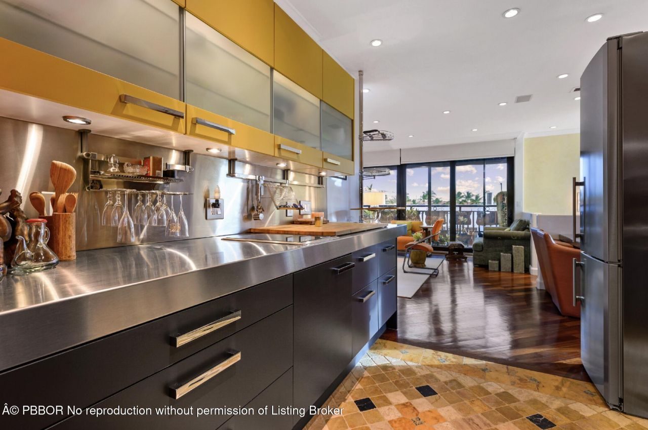 249 Peruvian Avenue, Unit 1822, Palm Beach, FL 33480 Photo