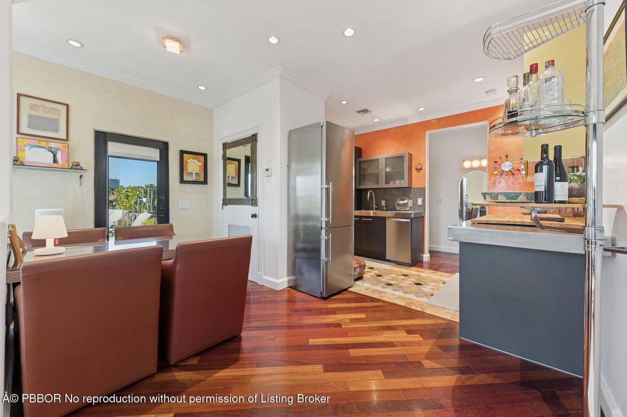 249 Peruvian Avenue, Unit 1822, Palm Beach, FL 33480 Photo