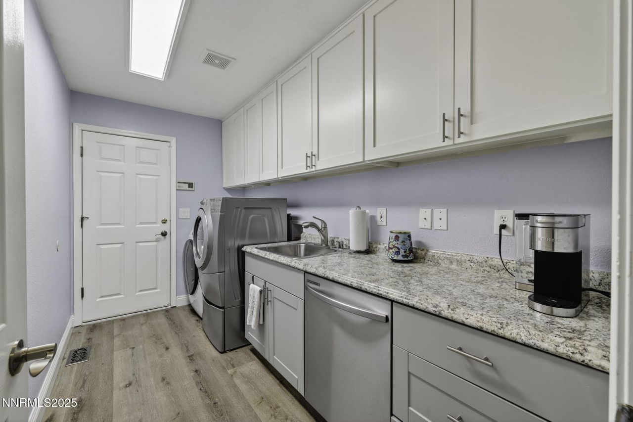 2850 Friar Rock Court, Sparks, NV 89436 Photo