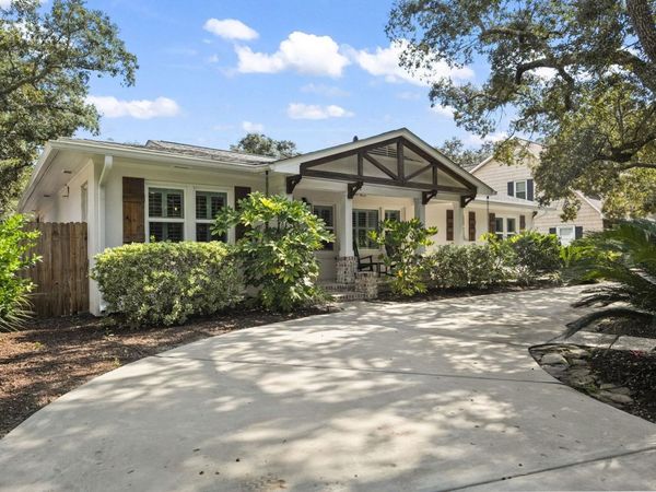 412 37th Ave. N, Myrtle Beach, SC 29577