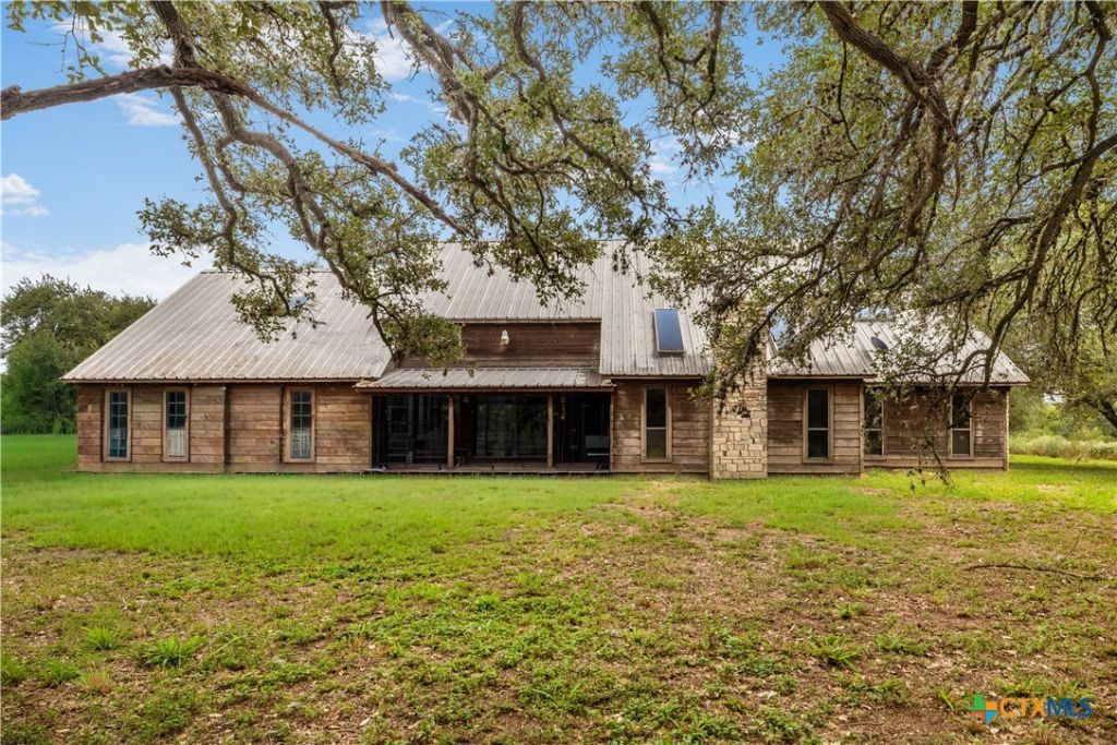 350 Ernest Lemke Rd., Yorktown, TX 78164 Main Photo