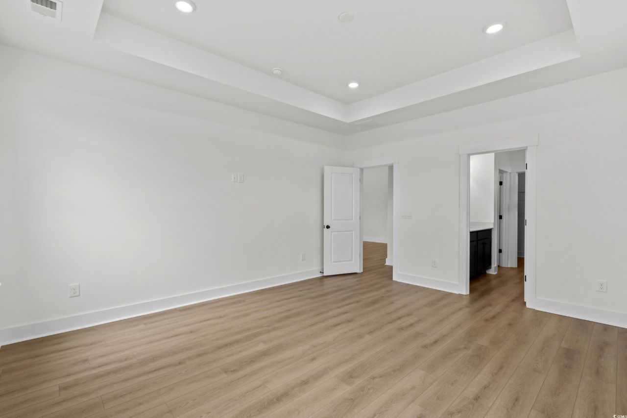 424 Joseph St Photo 17