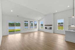 424 Joseph St photo 4