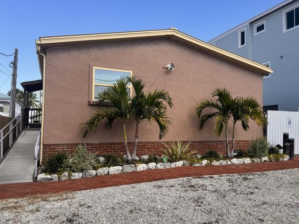 185 W Avenue A, KEY LARGO, FL 33037