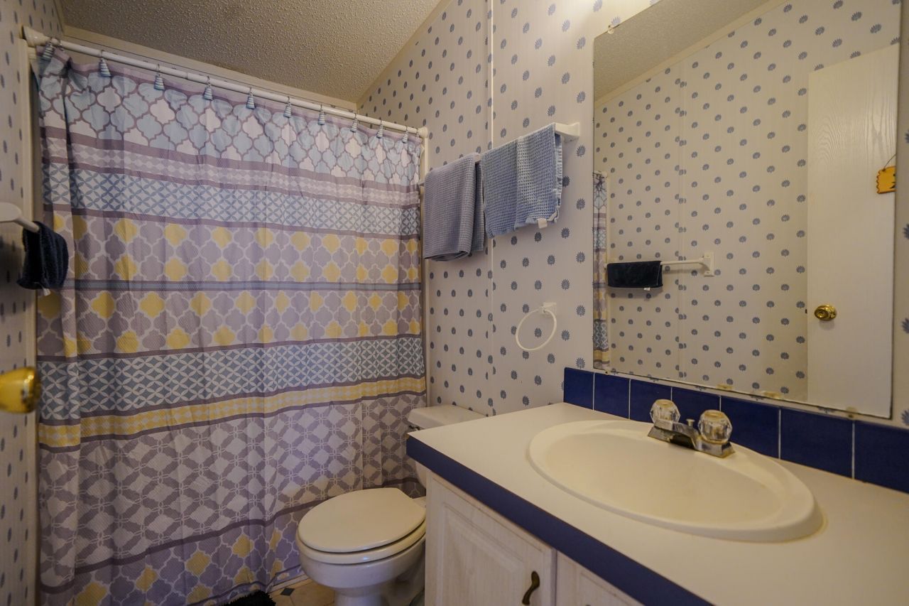 185 W Avenue A, Key Largo, FL 33037 Photo