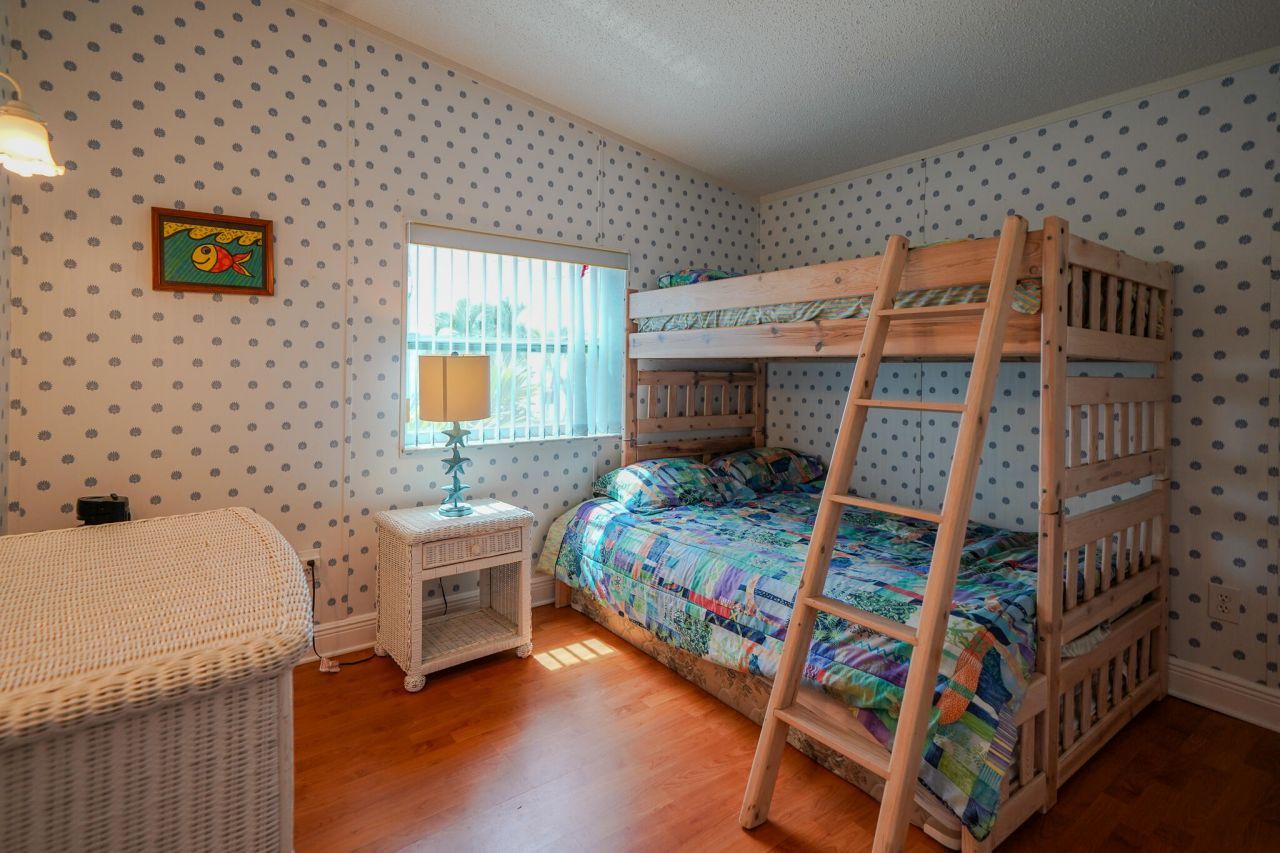 185 W Avenue A, Key Largo, FL 33037 Photo