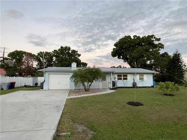 2240 47th Avenue, Vero Beach, FL 32966