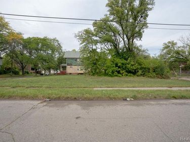 3106 Canton Street, Detroit, MI 48207
