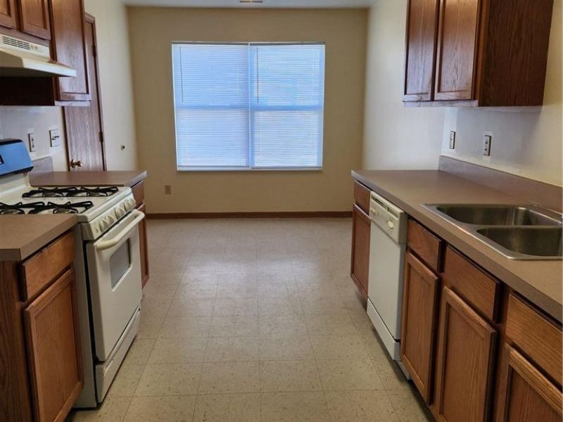 2954 Megan Circle, Youngstown, OH 44505 Photo 5